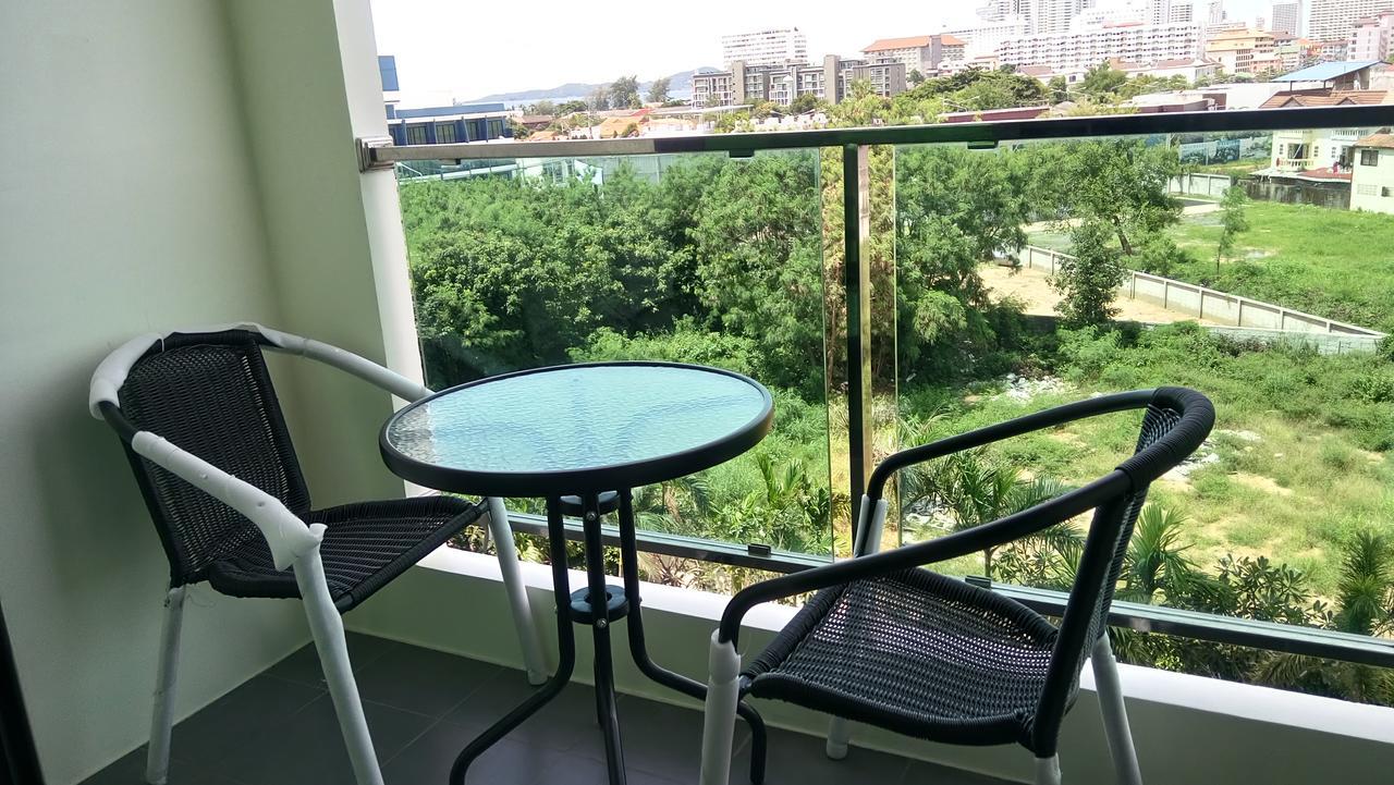 Dusit Grand Condo View Jomtien Exterior foto